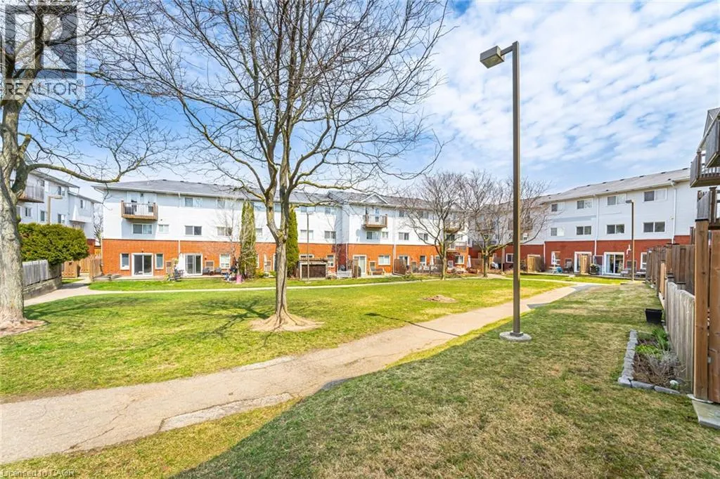33 WYLIE Circle Unit# 40, #40