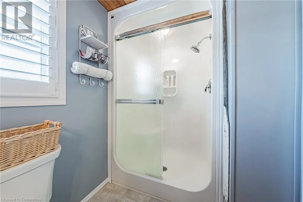52 HEMLOCK CRS Private