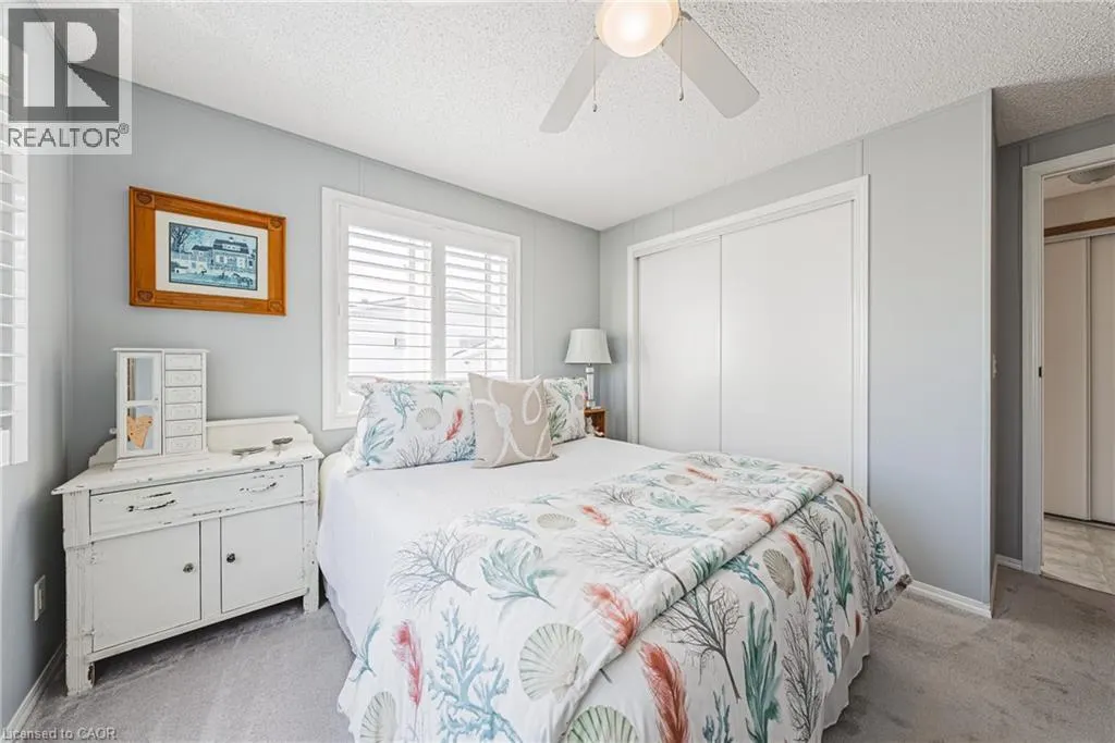 52 HEMLOCK CRS Private