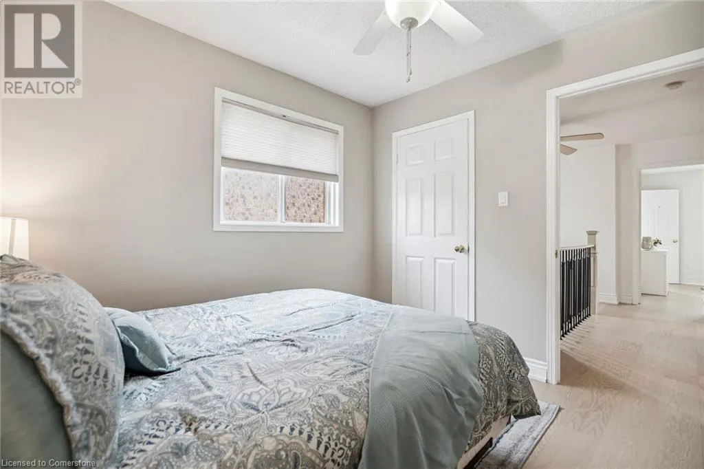 102 NISKA DR