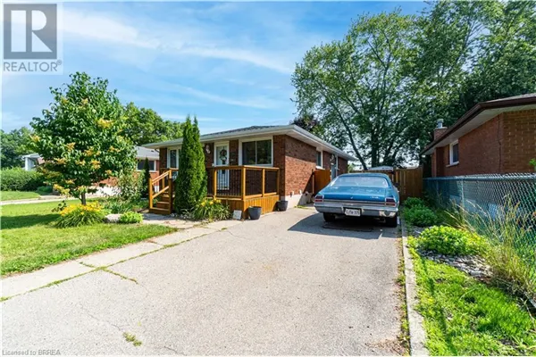 20 FRONTENAC Avenue Unit# Upper