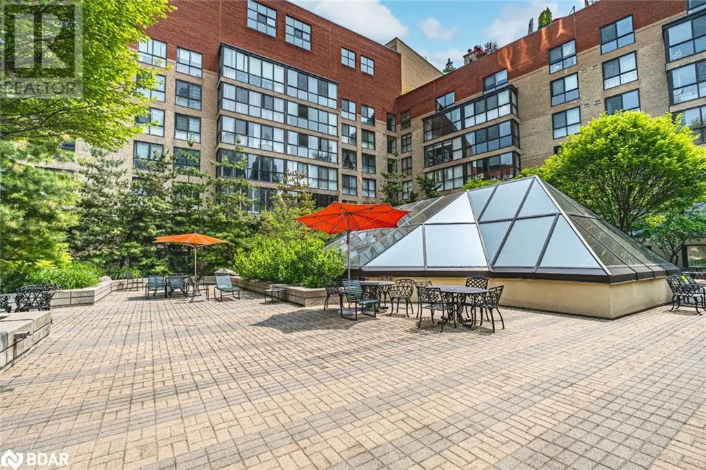 80 FRONT Street E Unit# 824, #824