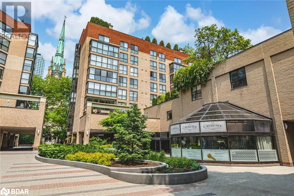 80 FRONT Street E Unit# 824, #824
