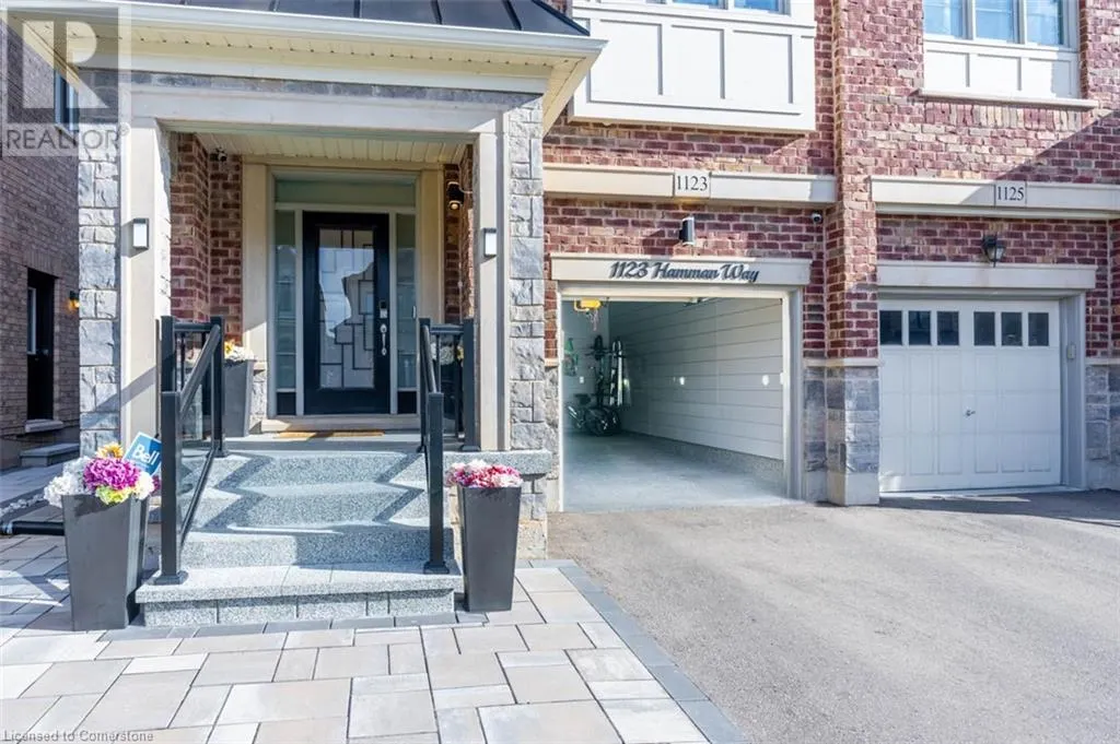 1123 HAMMAN Way