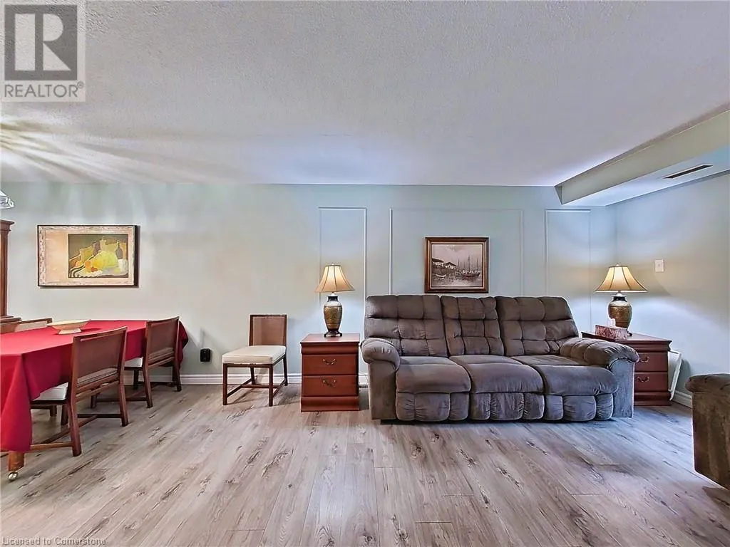 276 OAKDALE Avenue Unit# 110, #110