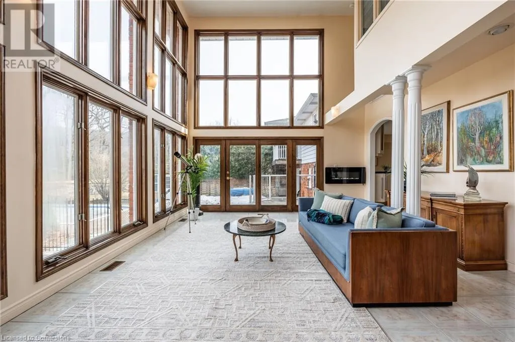 887 MONTGOMERY Drive