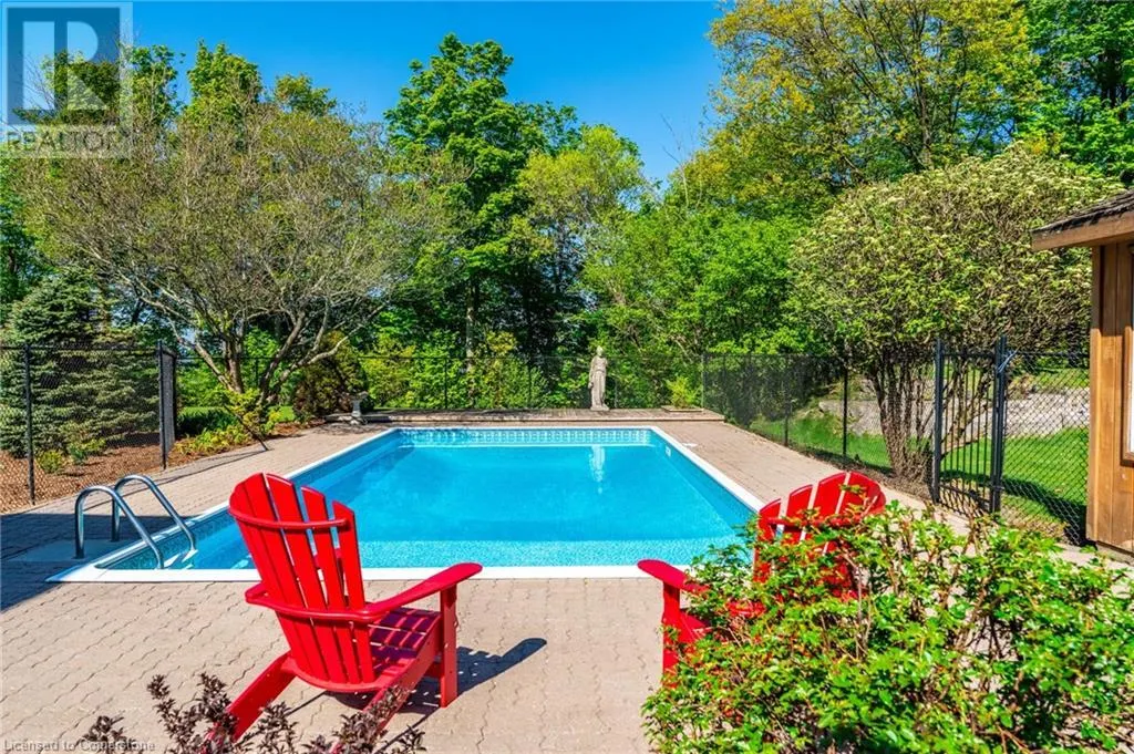 887 MONTGOMERY Drive