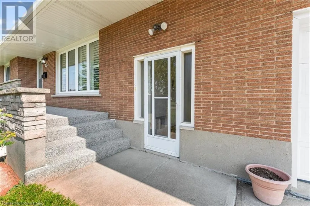160 ELGIN Street