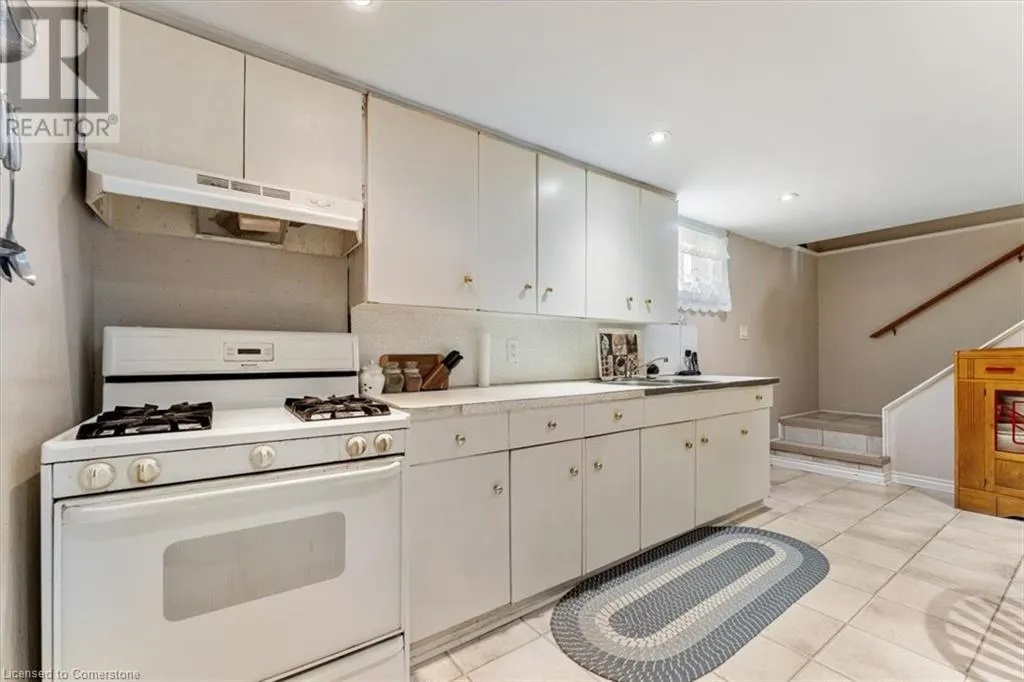 160 ELGIN Street