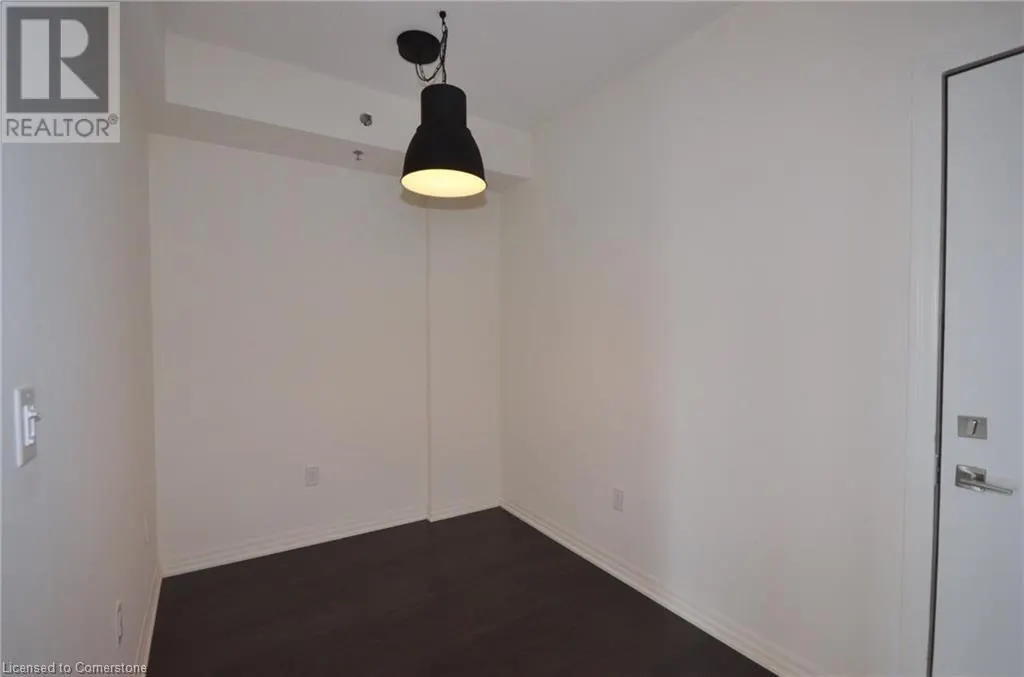 560 NORTH SERVICE Road Unit# 203, #203