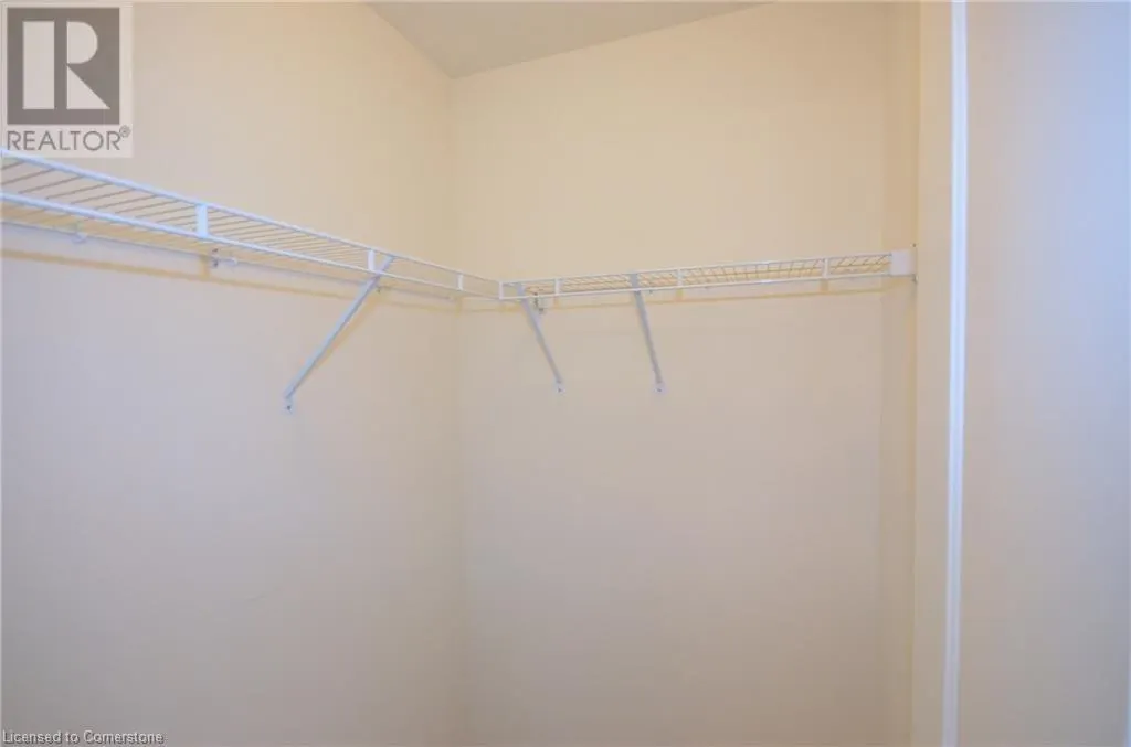 560 NORTH SERVICE Road Unit# 203, #203