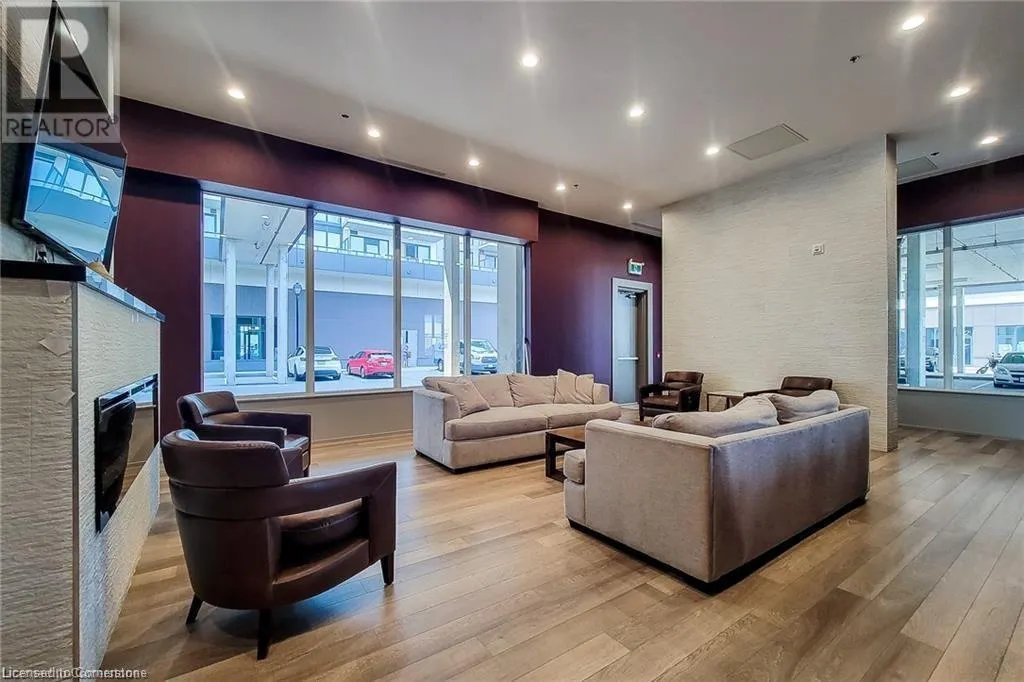 560 NORTH SERVICE Road Unit# 203, #203
