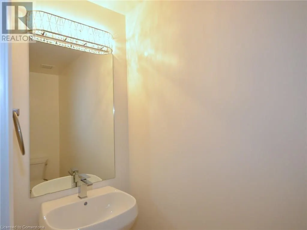 560 NORTH SERVICE Road Unit# 203, #203