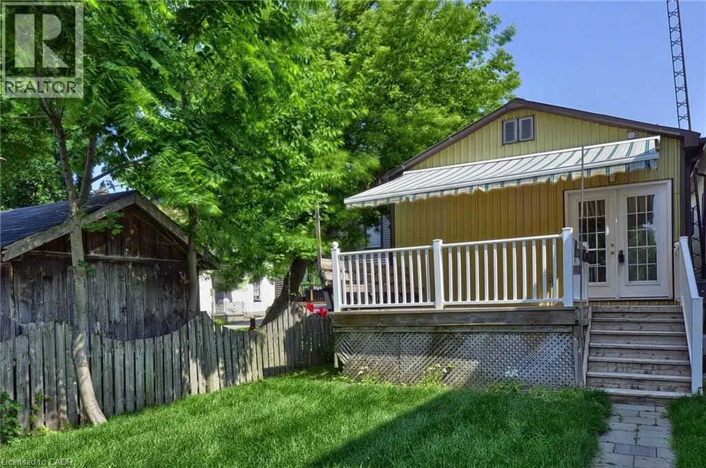 1206 QUEEN'S BUSH Road