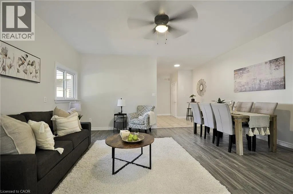 1206 QUEEN'S BUSH Road