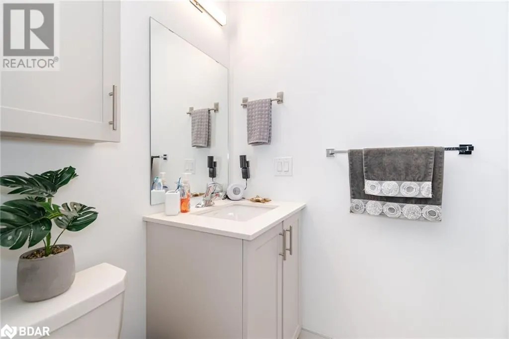 1085 DOUGLAS MCCURDY Common Unit# 111, #111