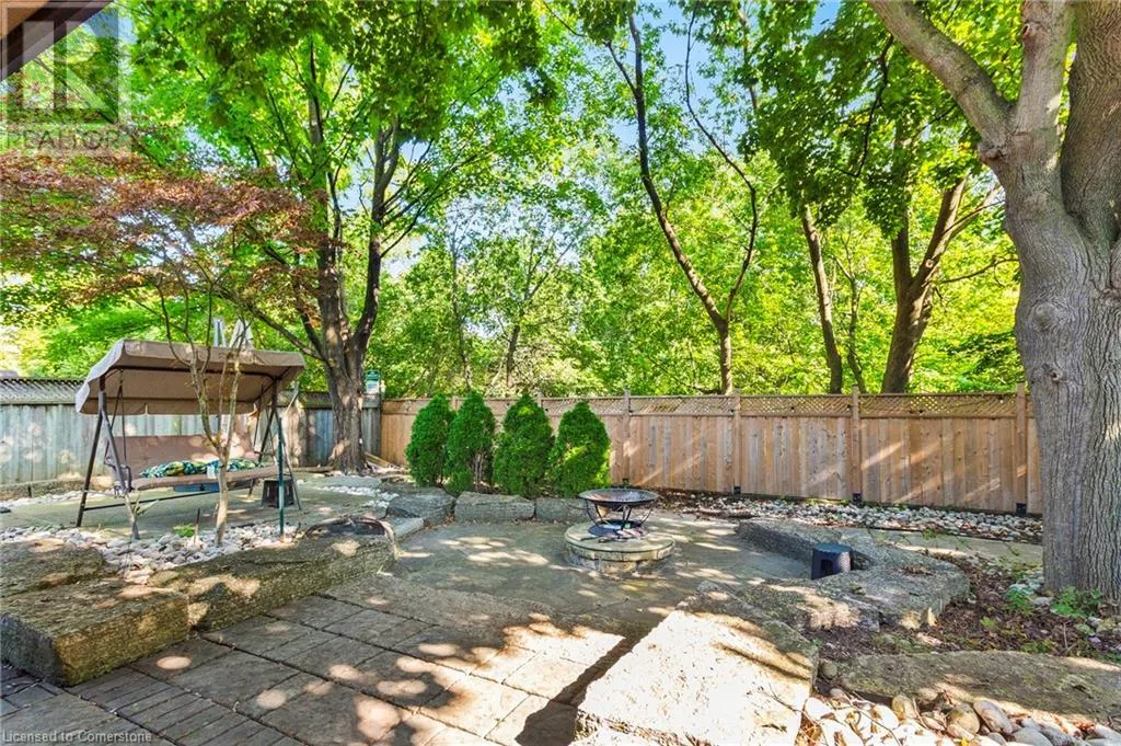1230 WOOD Place