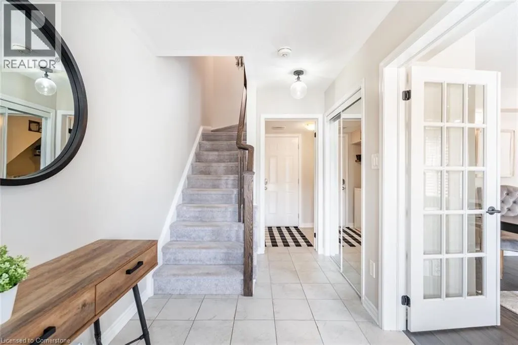 230 AVONSYDE Boulevard Unit# 15, #15