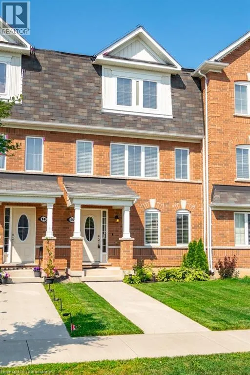 230 AVONSYDE Boulevard Unit# 15, #15