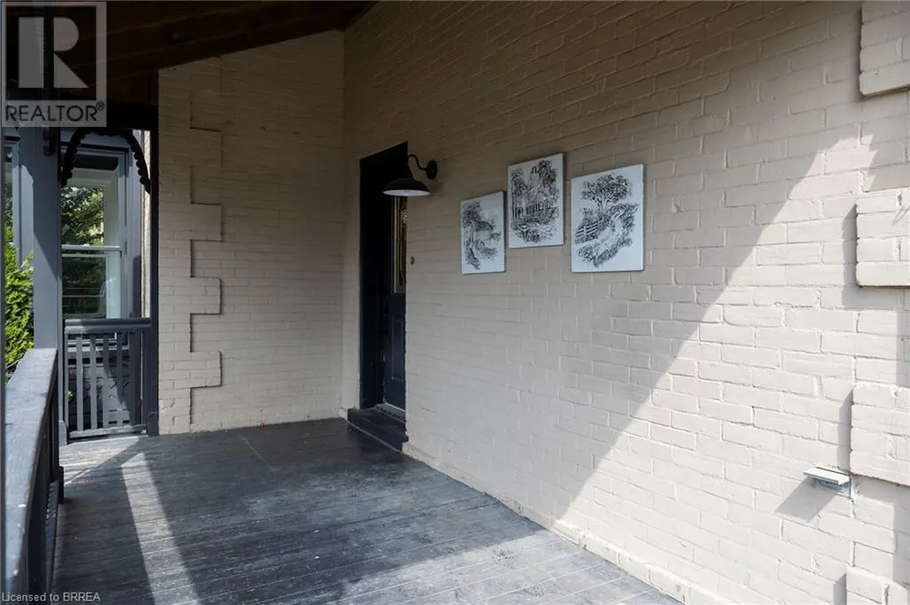 76.5 STOVER Street N