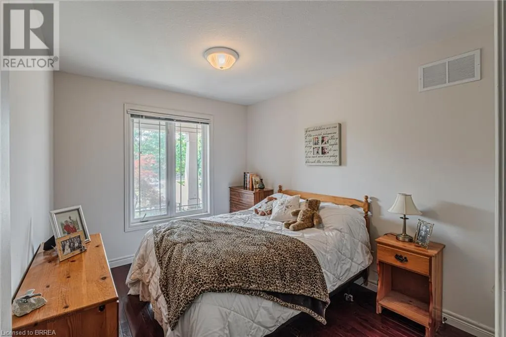 26 COBBLESTONE Drive