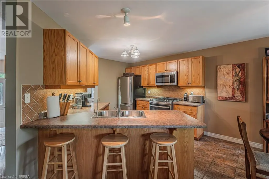 26 COBBLESTONE Drive