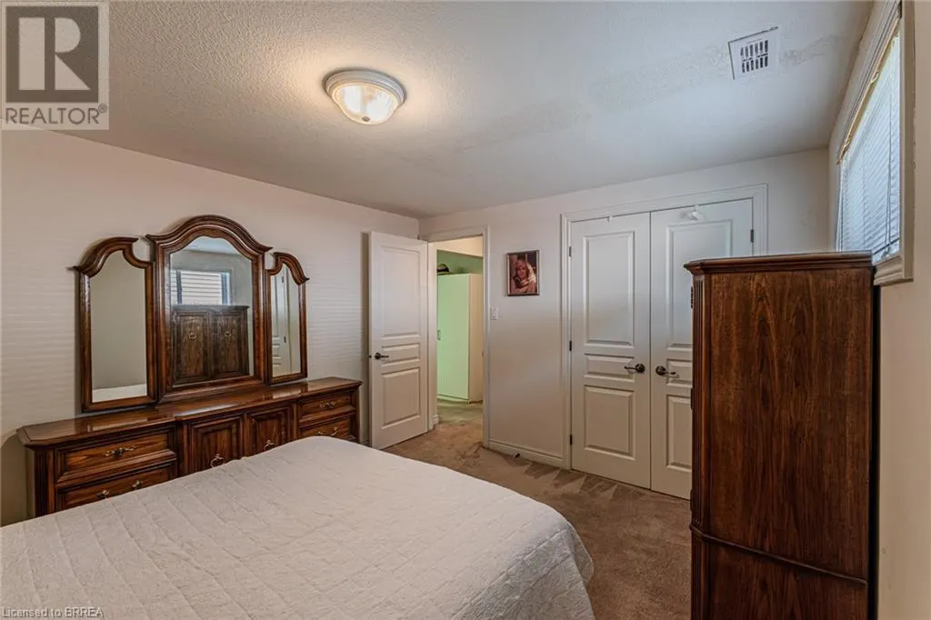 26 COBBLESTONE Drive