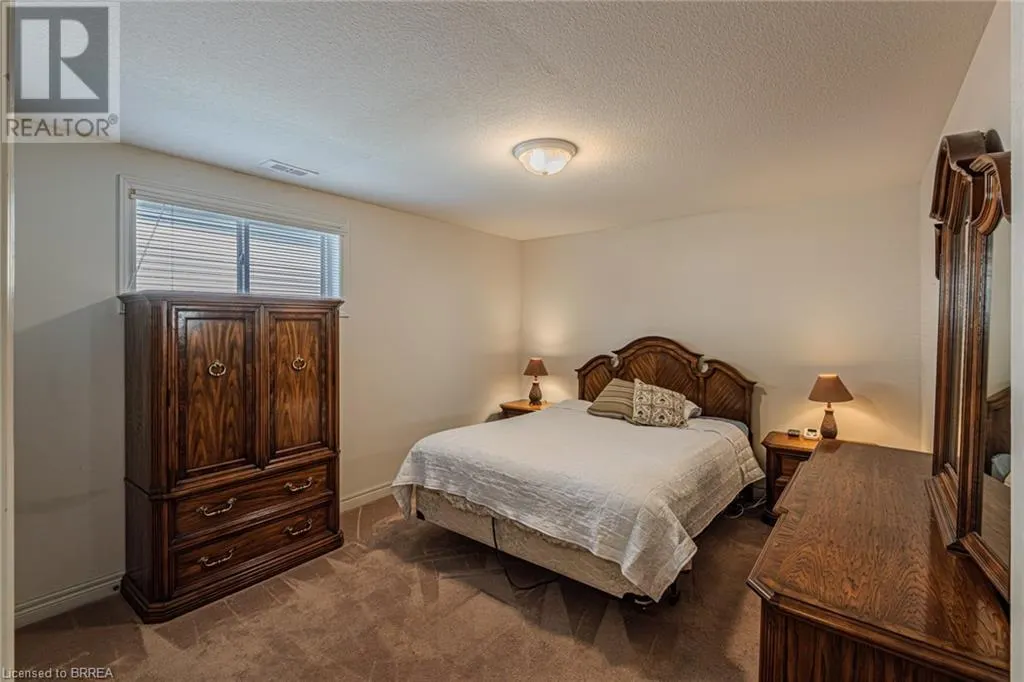 26 COBBLESTONE Drive