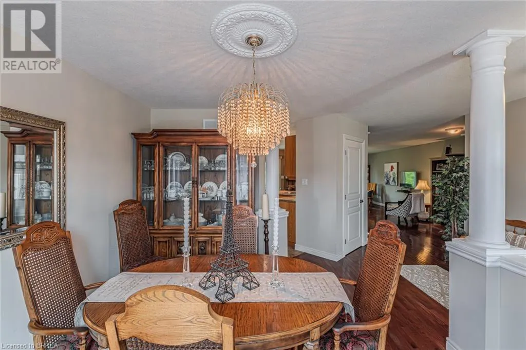 26 COBBLESTONE Drive