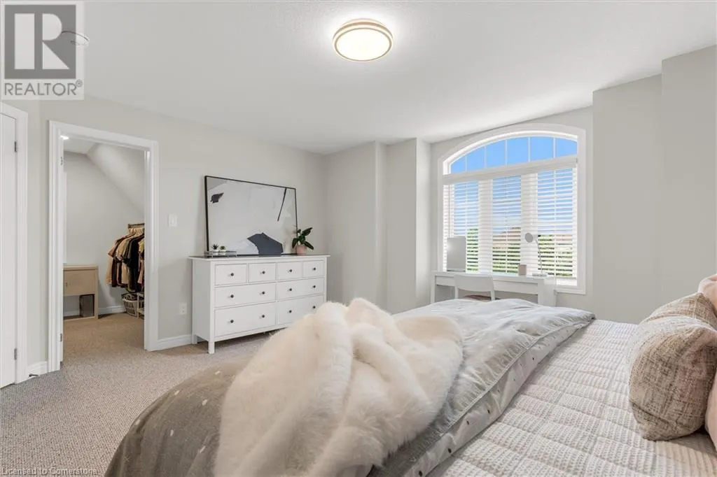 45 SAUVIGNON Crescent