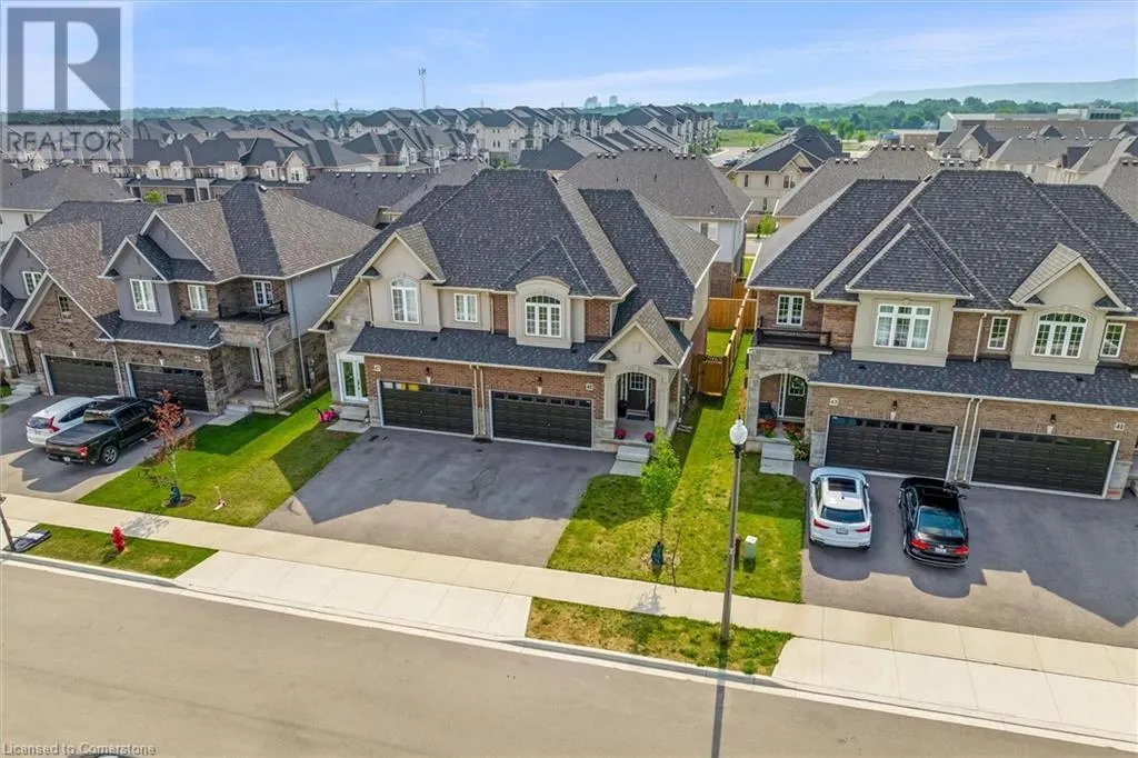 45 SAUVIGNON Crescent