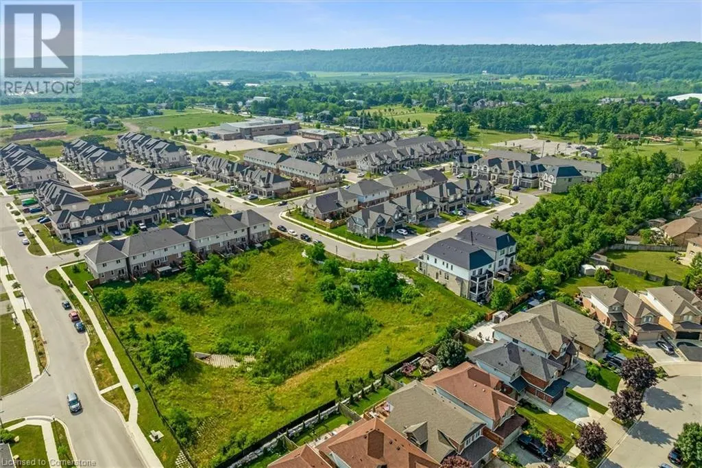 45 SAUVIGNON Crescent