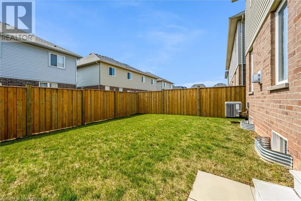 45 SAUVIGNON Crescent