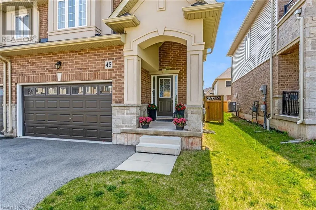 45 SAUVIGNON Crescent