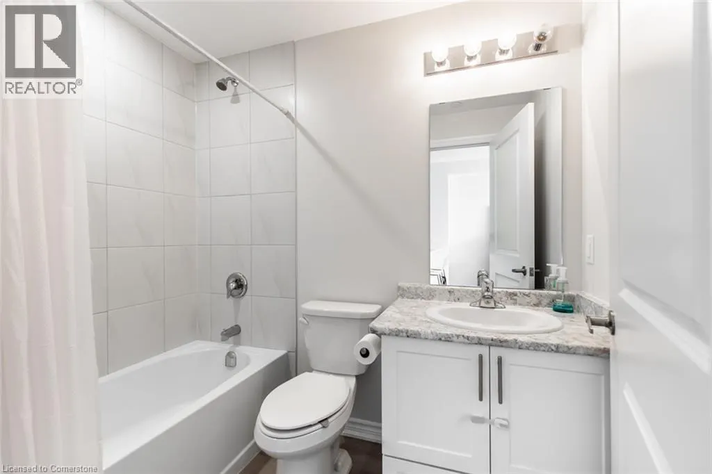 450 DUNDAS Street E Unit# 303, #303