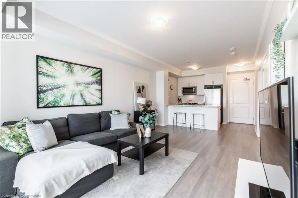 450 DUNDAS Street E Unit# 303, #303