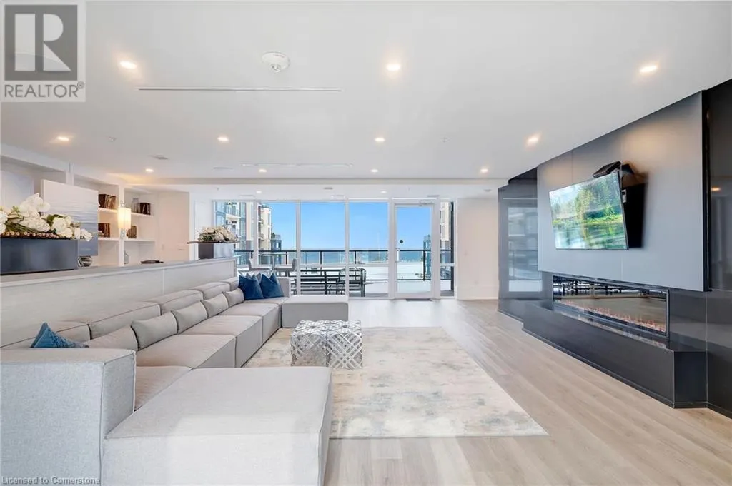 16 CONCORD Place Unit# 317, #317