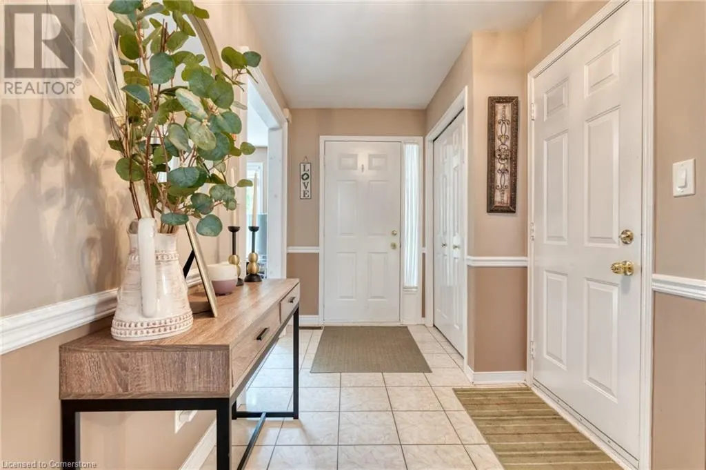 13 LONEOAK Crescent