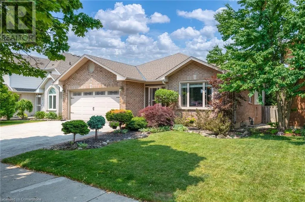 13 LONEOAK Crescent