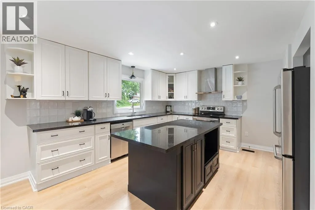 136 MOHAWK Road