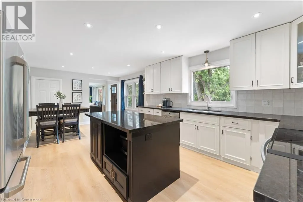 136 MOHAWK Road