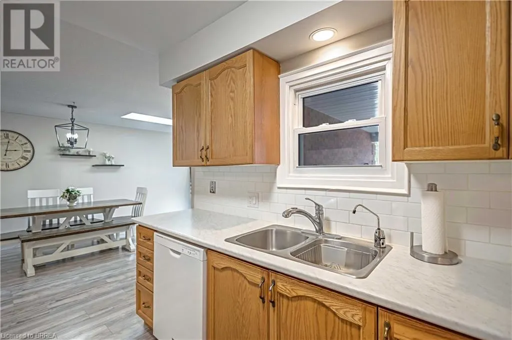 175 VICTORIA Street Unit# 39, #39