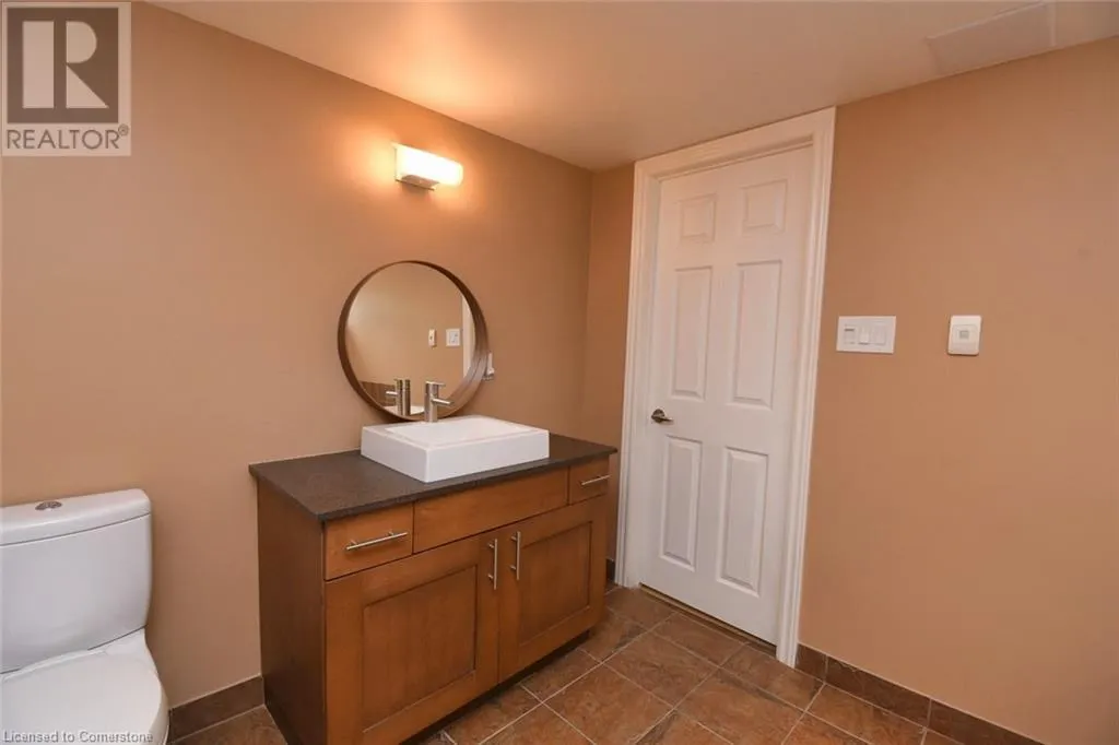 33 WILMAR Court