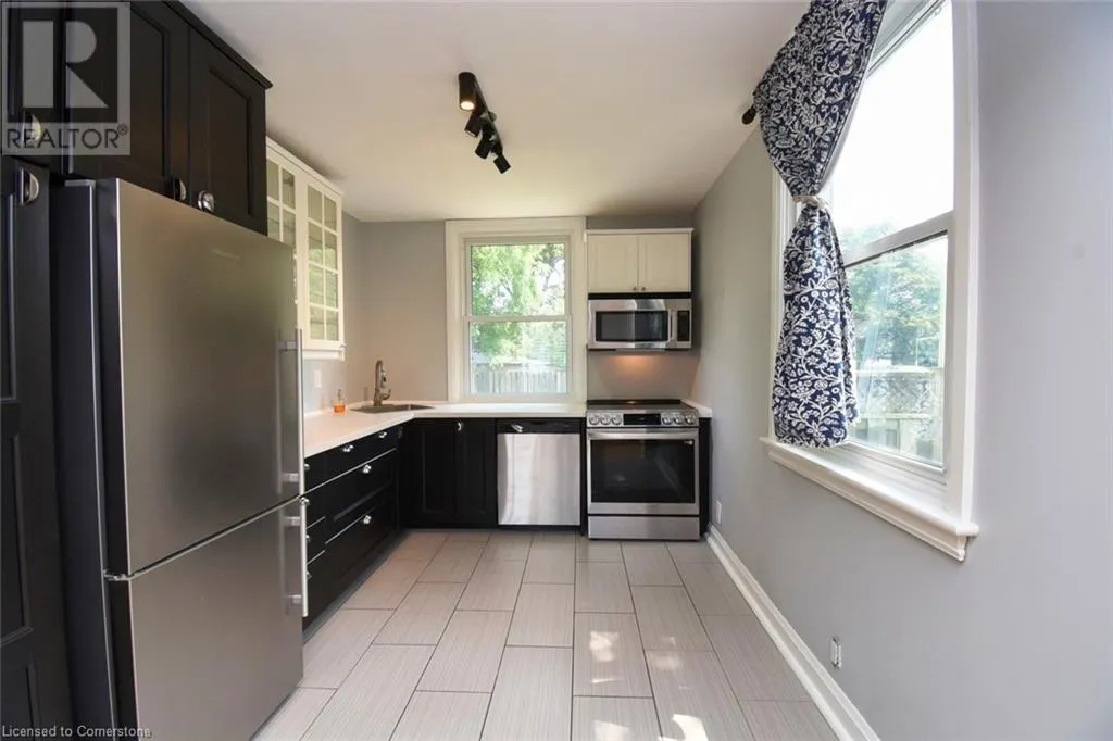 33 WILMAR Court