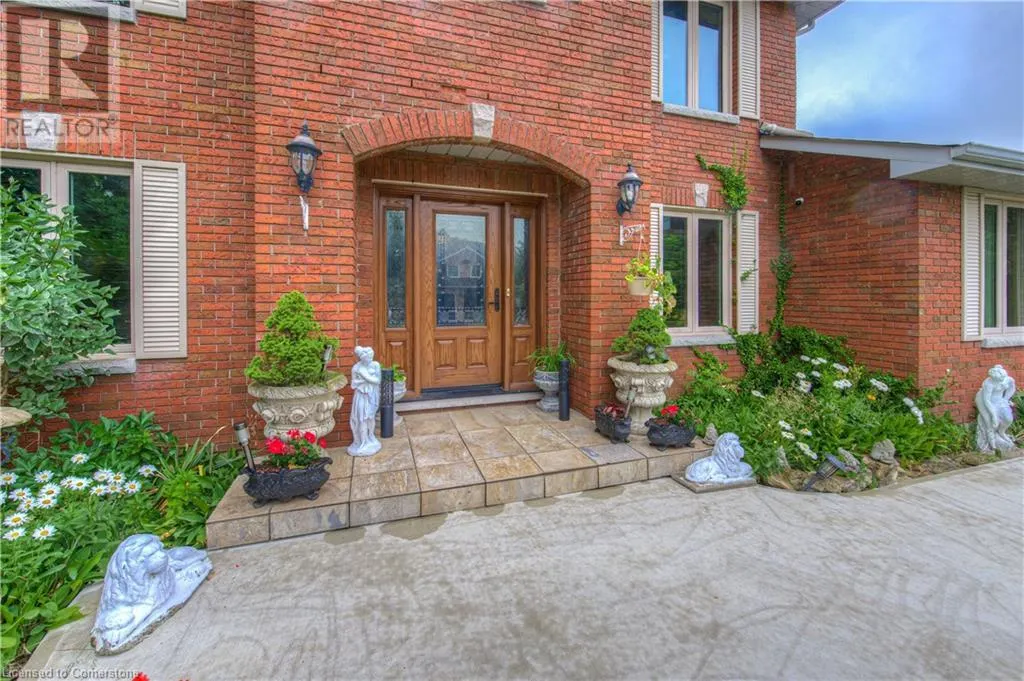 310 CAVENDISH Drive