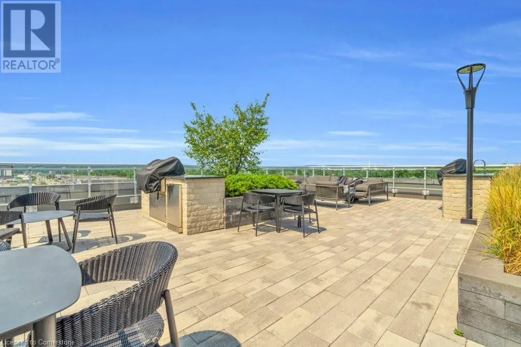 1050 MAIN Street E Unit# 1004, #1004