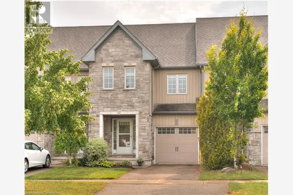 521 WINDFLOWER Crescent