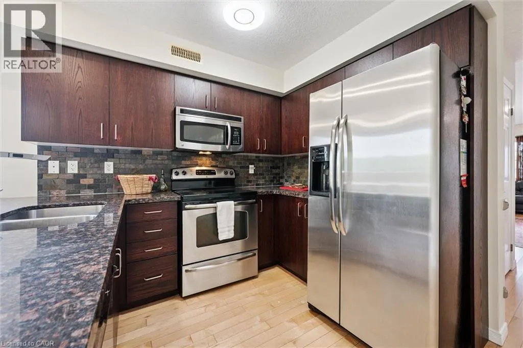 35 MOUNTFORD Drive Unit# 59, #59