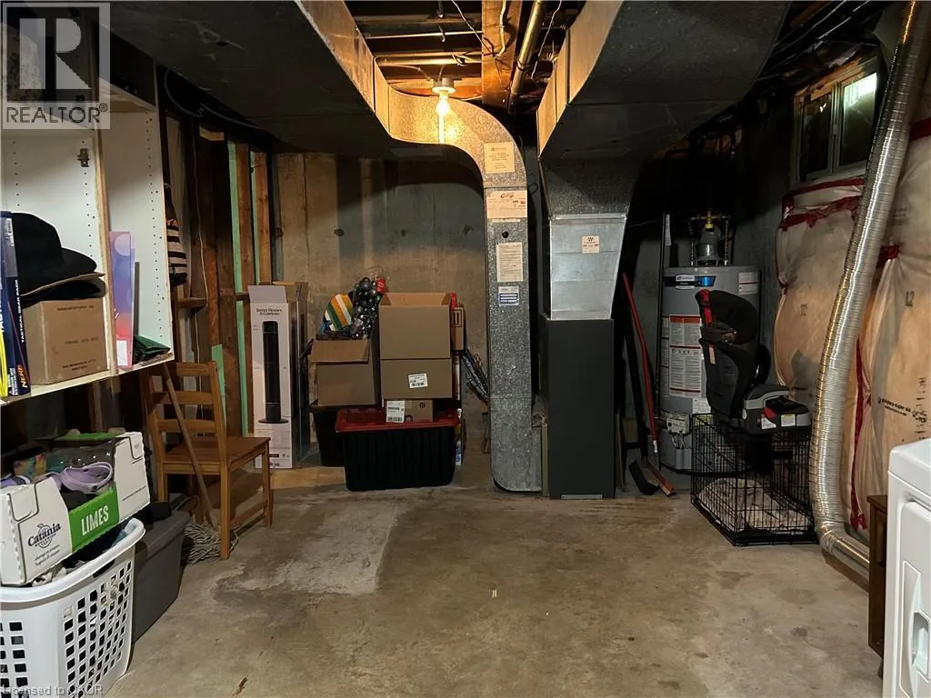 56-58 OAKWOOD Avenue