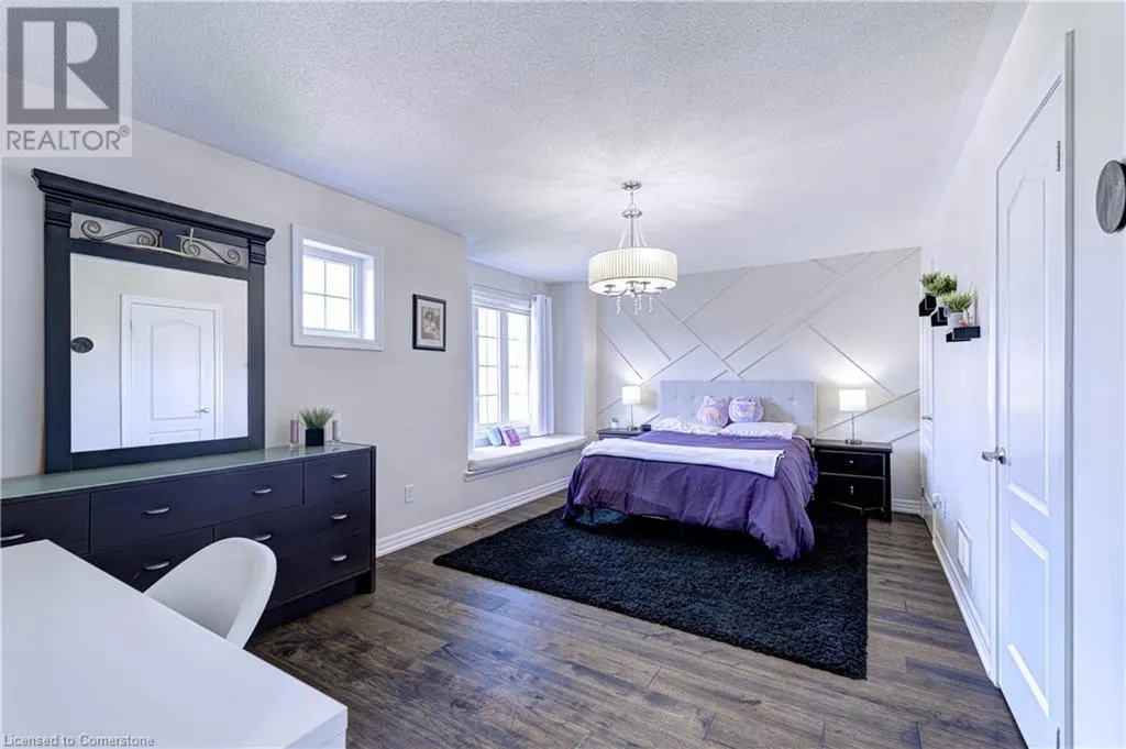 1406 MARSHALL Crescent